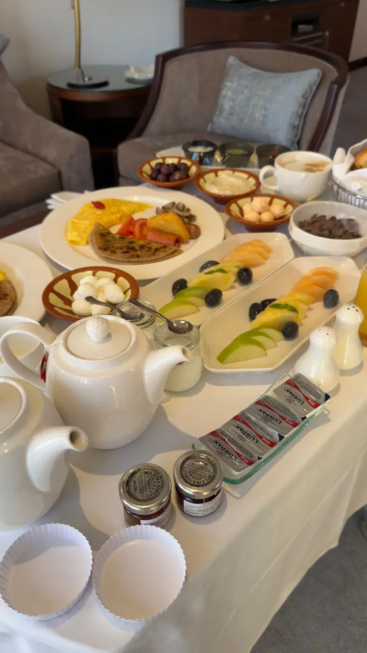 Elegant breakfast and brunch presentation