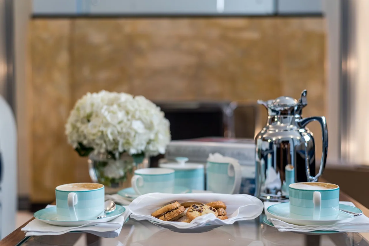 Artisanal coffee and cookies service